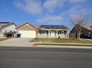 1414 National Dr, Lemoore, CA