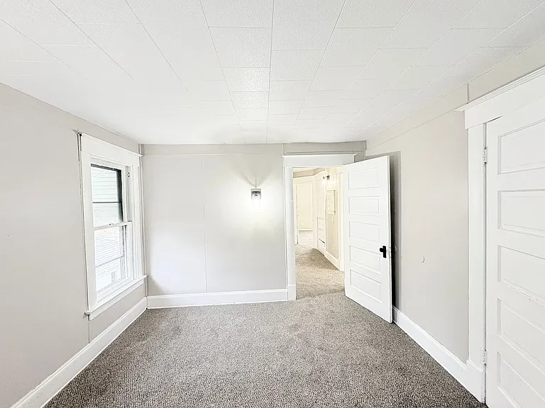 119 Winthrop St — Photo 18