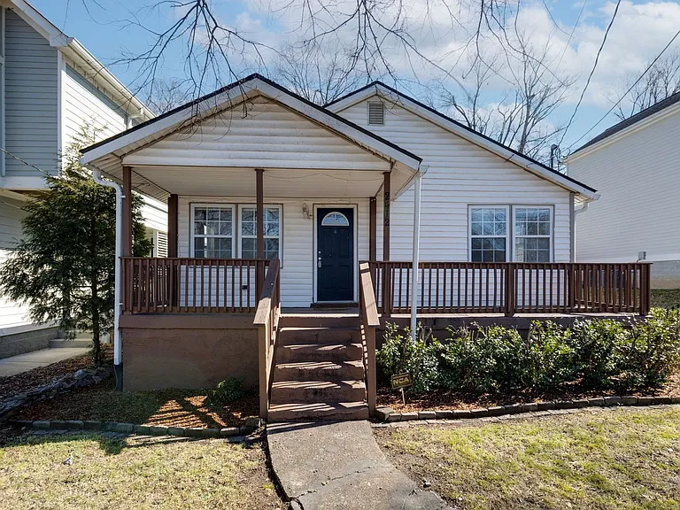 2412 Chapel Ave — Photo 1