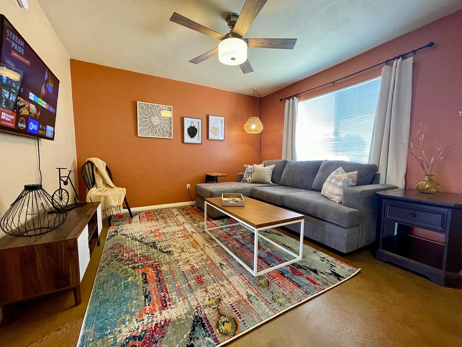 2 bed, 800 sqft, $1,875 — Photo 3