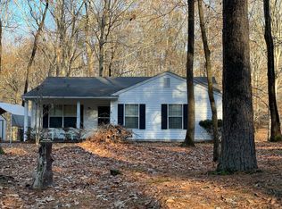 8769 Marlfield Rd, Gloucester, VA 23061