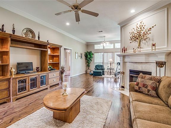 5th image of 7044 Spanish Oaks Dr