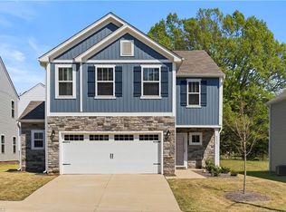 2133 Gatehouse Knoll Dr, Winston Salem, NC 27127