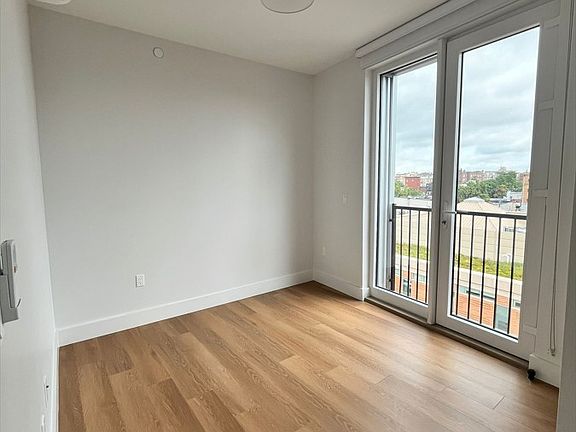 4th image of 540 Martin Luther King Dr #206