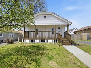 20 Conklin St, Springfield, MA 01109