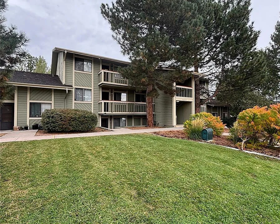 10635 W 7th Ave #6