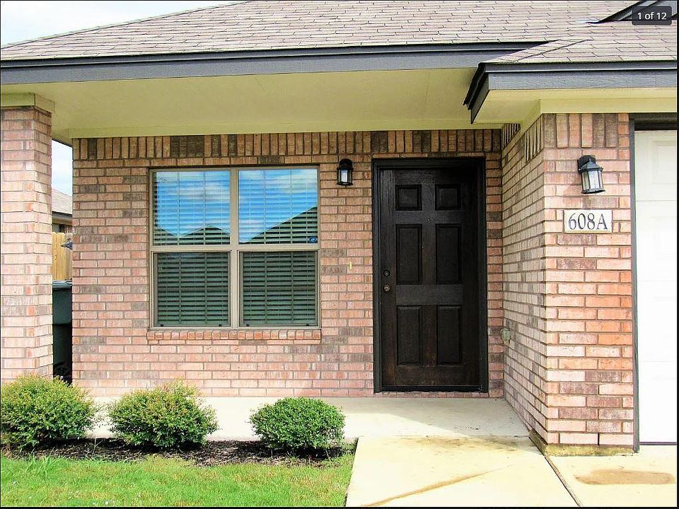1st image of 608A Karey Dr