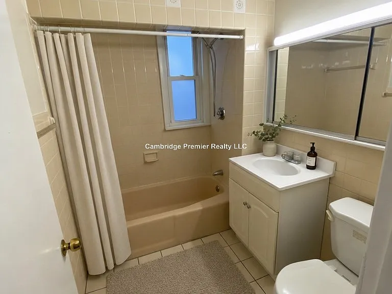 33 Everett Ave — Photo 26
