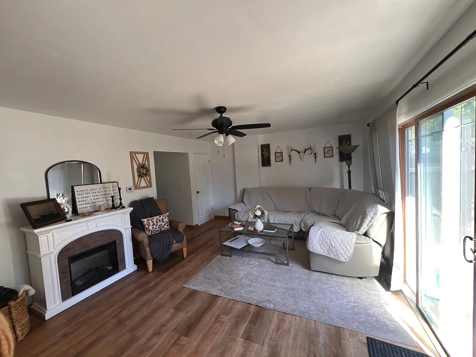 2 bed, 1.5 bath, 1100 sqft, $1,150 — Photo 3