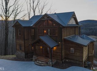 242 Covered Bridge Ln, Blue Ridge, GA 30513