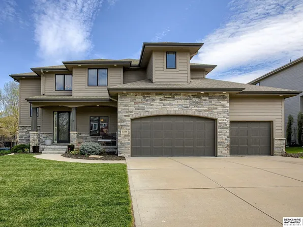 3235 S 188th St, Omaha, NE 68130