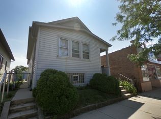 7421 W Addison St, Chicago, IL 60634