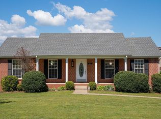 724 N Woodson Rd, Clarksville, TN 37043