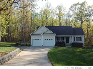 1197 Stowehill Ln, Catawba, NC 28609