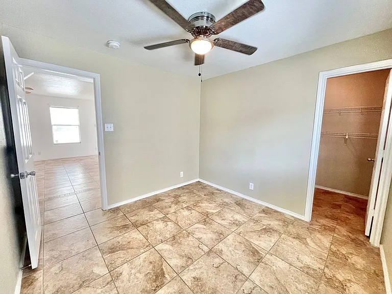25347 Longbranch Run — Photo 10