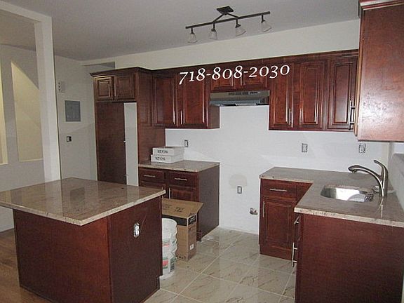 5th image of 11627 223rd St