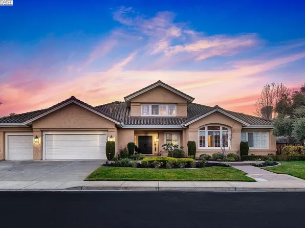 1363 Hearst Dr, Pleasanton, CA 94566