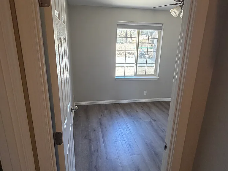 44027 White Mountain Rd — Photo 6