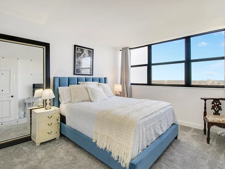 5600 N Flagler Dr #107 — Photo 9