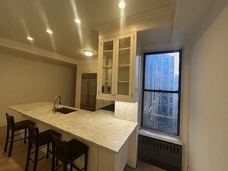 205 W 107th St #3W — Photo 2