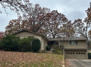 7104 Briarwood Dr, Little Rock, AR 72205