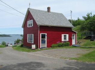 5 Eureka St, Lubec, ME 04652