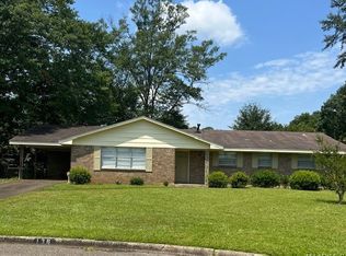 136 Devon Ct, Montgomery, AL 36109