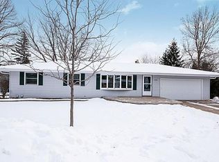 1350 Imperial Ln, New Brighton, MN 55112