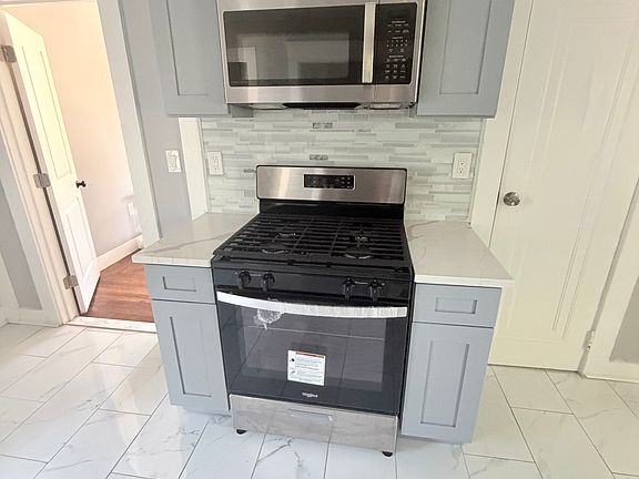 2nd image of 32 Alstrum St #2