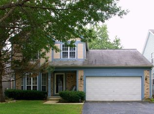 6159 Golfview Dr, Gurnee, IL 60031