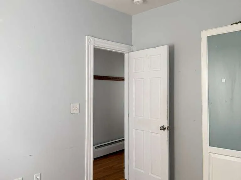 Waverly St — Photo 19