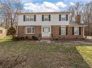 3511 Cotswold Ter, Greensboro, NC 27455