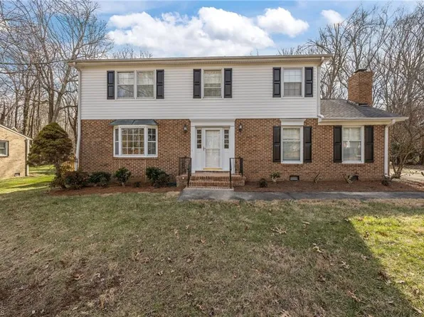 3511 Cotswold Ter, Greensboro, NC 27455
