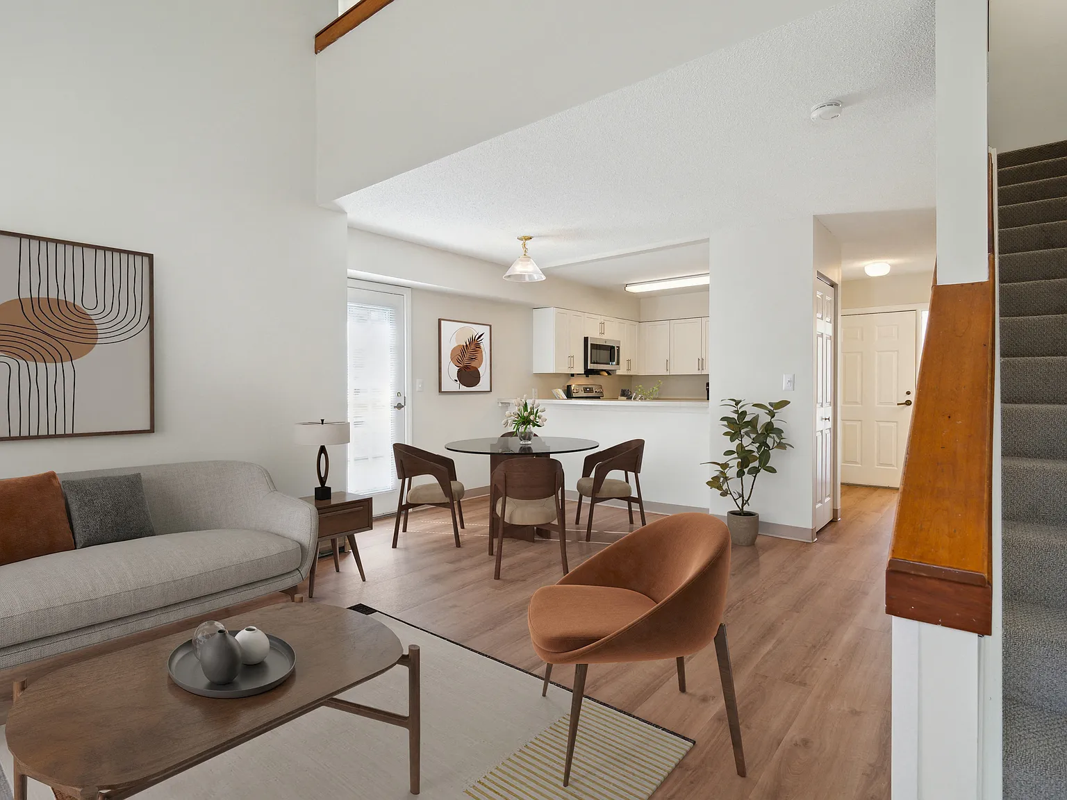Mariner's Hill Apartments — Photo 2