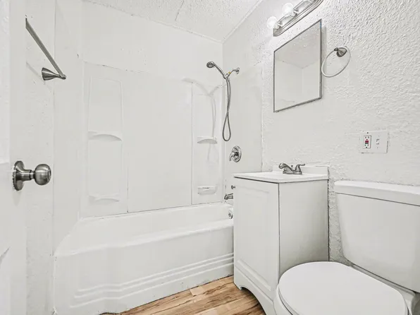 4212 Cleveland Ave, Kansas City, MO 64130