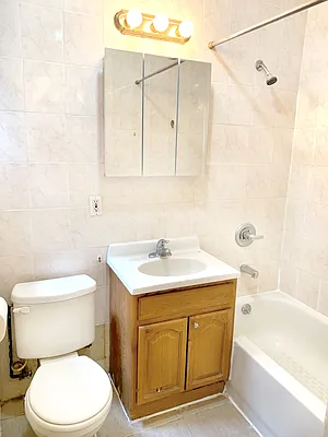 Rented by Voro, LLC | media 15