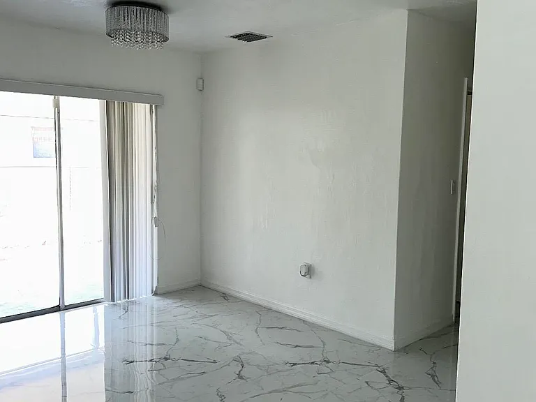 20701 NW 34th Ct — Photo 8