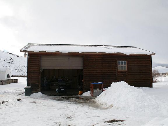 4th image of 108 Cottonwood Trl