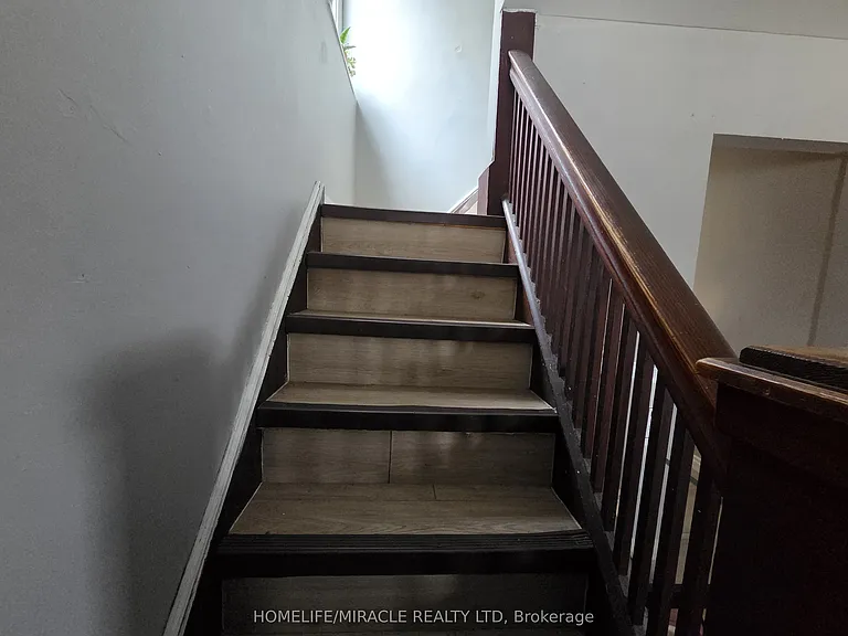 454 Rankin Ave — Photo 8