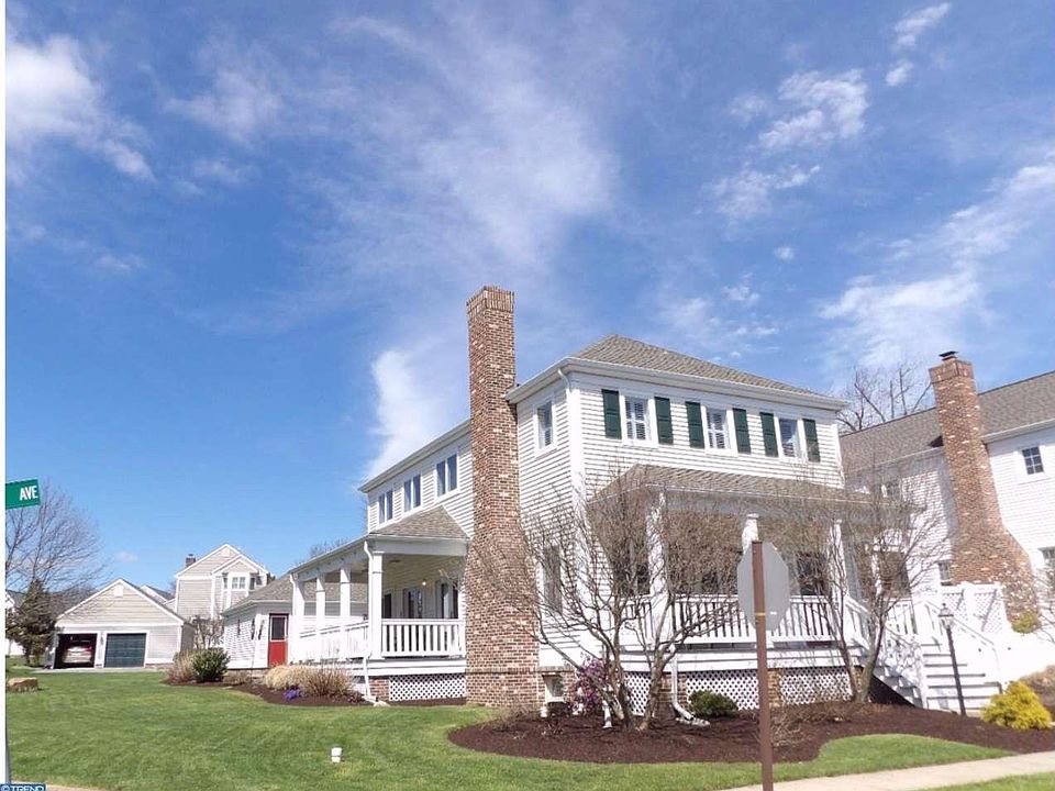 1st image of 601 Comstock Ave