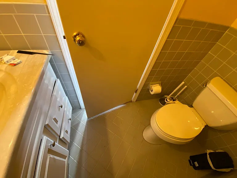 458 E Girard Ave #2R — Photo 7