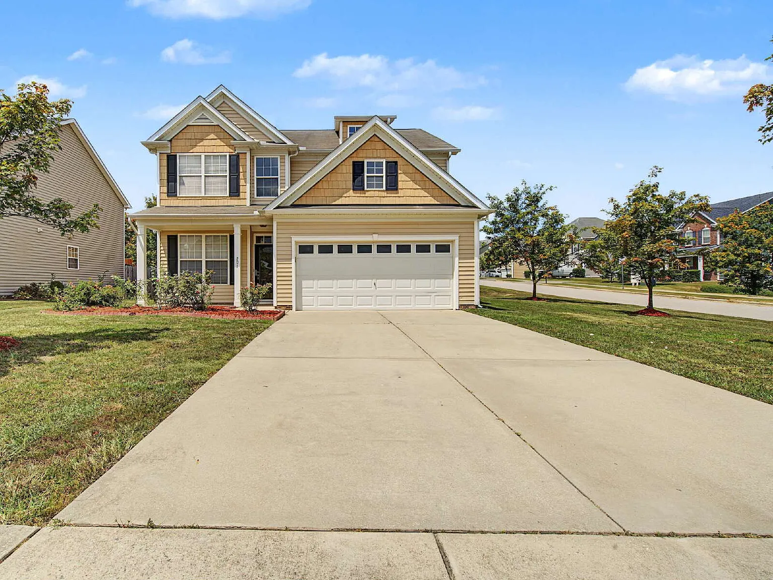 4 bed, 3.5 bath, 2848 sqft, $2,550 — Photo 4