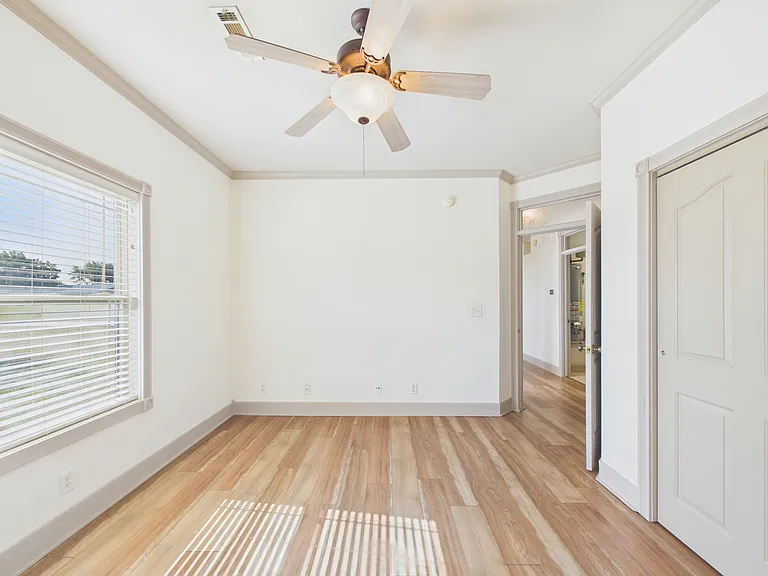 1322 Little Flock Dr — Photo 14