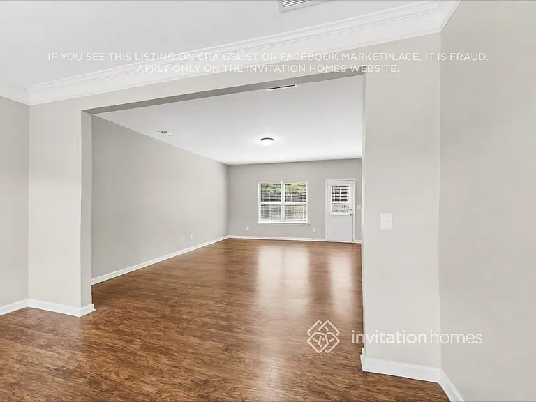 439 Village Broad St — Photo 19
