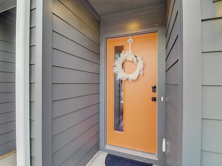 Crossings at NoDa - Townhomes for Rent in Charlotte NC — Photo 11