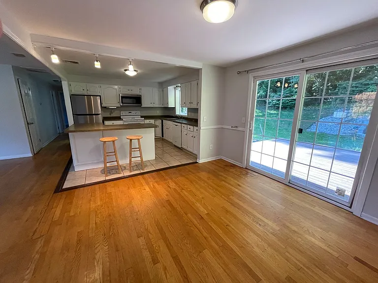 85 Brentwood Dr — Photo 12