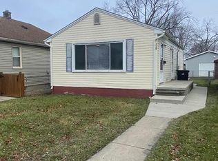726 Hudson St, Wyandotte, MI 48192