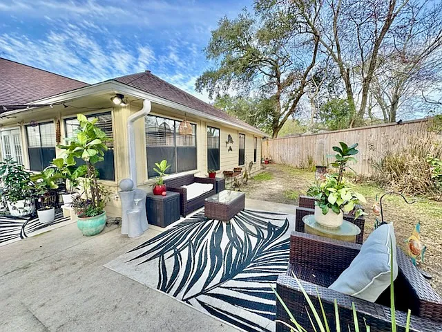 2012 Mistral Ln E — Photo 20