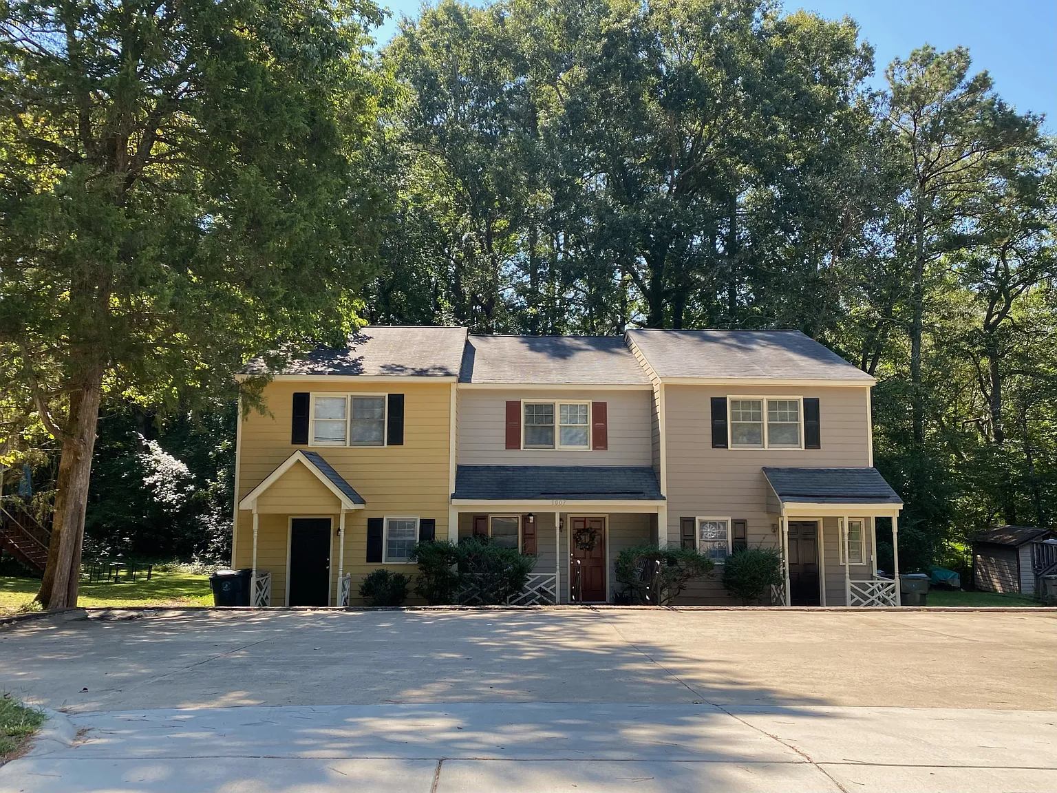 1007 Timber Dr — Photo 1