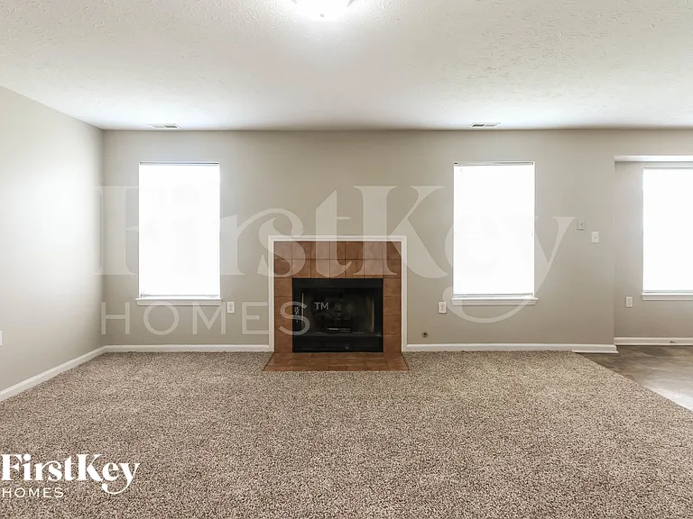 2416 Borgman Dr — Photo 4